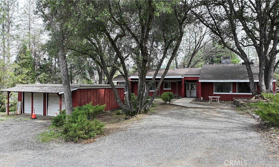 1st image of 39387 Hidden Oak Dr