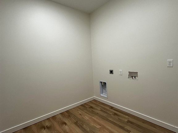 5th image of 150 Everest St