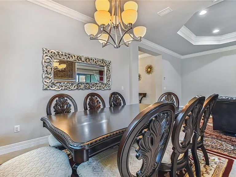 11541 Stonecreek Cir W — Photo 9