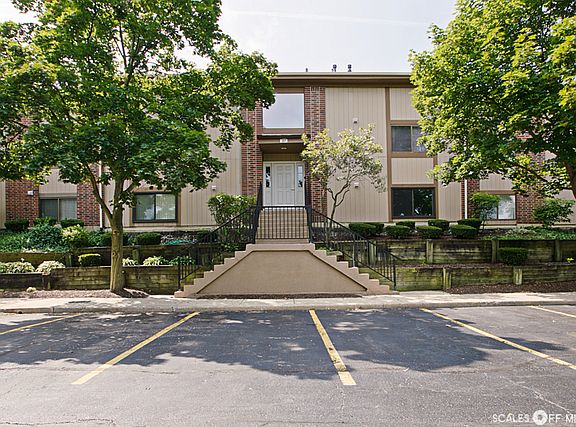 2nd image of 387 Wilmington Dr #103C
