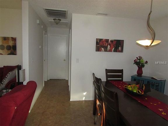 5th image of 222 Kingshill Ct SE