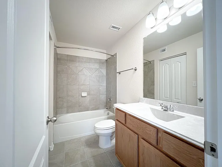 575 Ferrule Dr #B — Photo 6