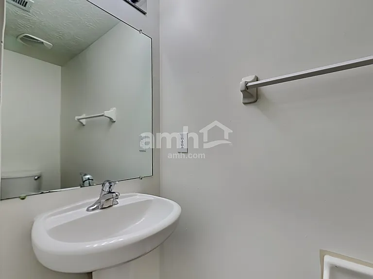 7797 Highbrook Dr — Photo 10