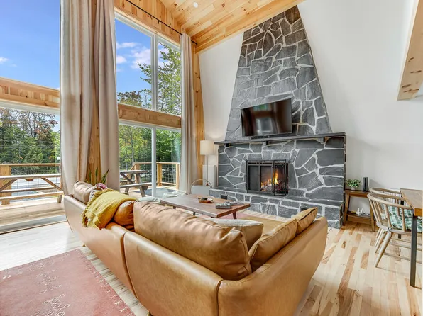 350 Rockwood Road, Moosehead Junction Twp, ME 04441