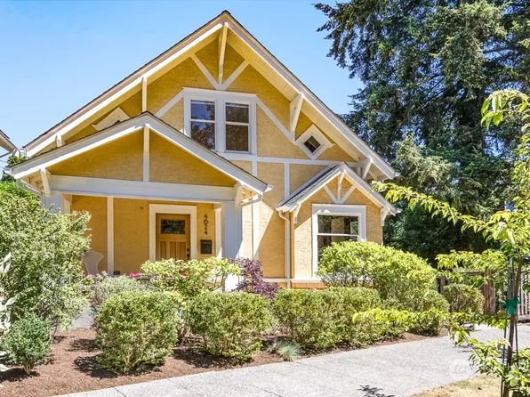 4624 Eastern Avenue N, Seattle, WA 98103
