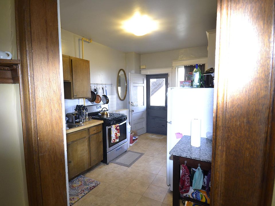 1st image of 1203 7th St SE #2