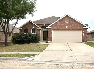 680 Middle Crk, Buda, TX 78610