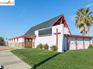 2220 Crestview Dr, Pittsburg, CA 94565