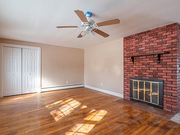 5th image of 190 Knollwood Avenue
