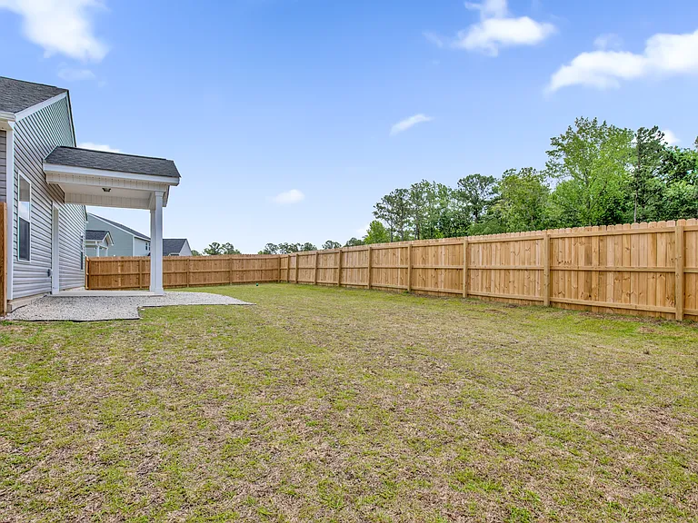 198 Greenoak Trl — Photo 8