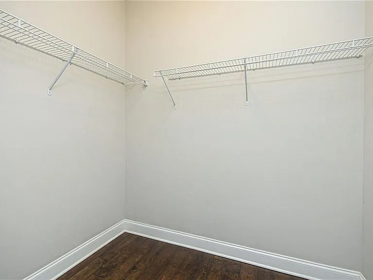 1299 Linden Ct NE — Photo 37