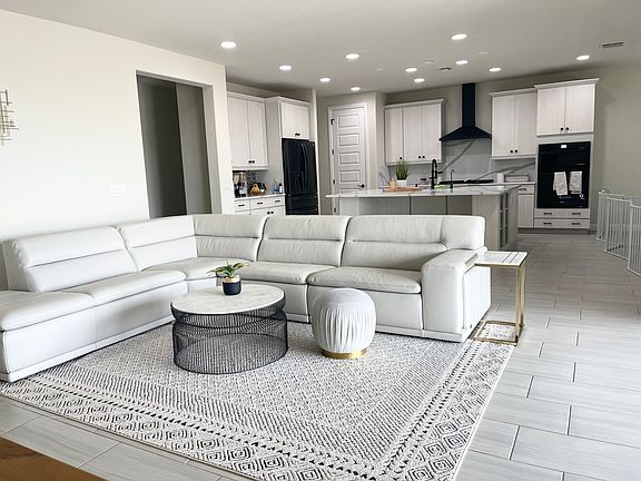 2nd image of 5083 W Calle Vista Del Sur