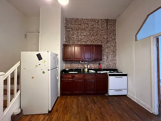 Rented by Flight of Fancy Realty Group | media 16