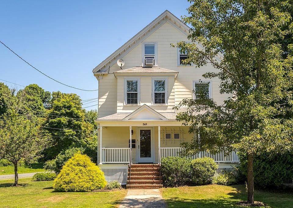 1st image of 569 Cabot St #2