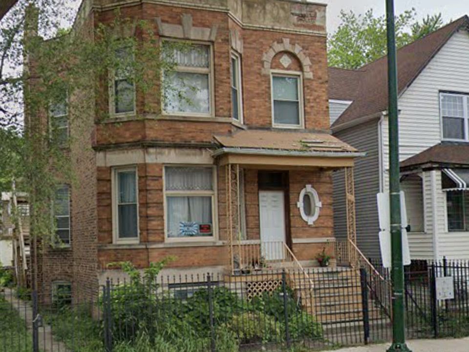 1st image of 924 N Laramie Ave #2