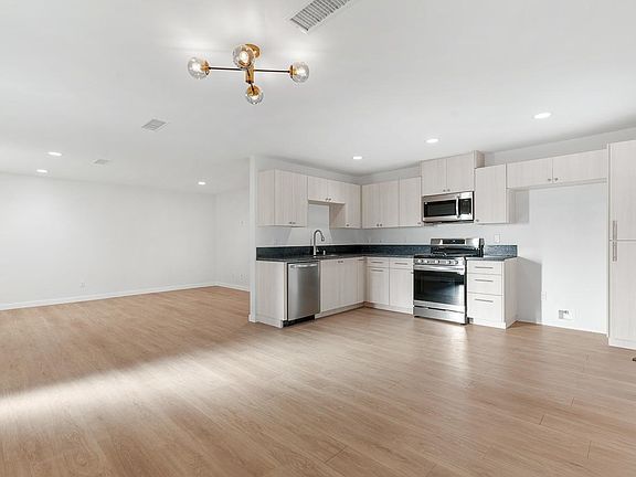 2nd image of 2641 Hermosa Ave #A