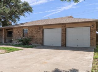 104 Vista Park, Del Rio, TX 78840