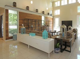 2303 Canterbury St, Austin, TX 78702