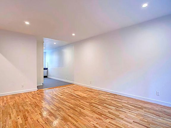 5th image of 1623 N Formosa Ave #9-90046