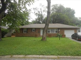 4402 E 112th Ter, Kansas City, MO 64137
