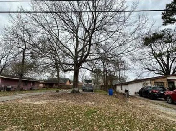 2615 73rd Ave, Baton Rouge, LA 70807