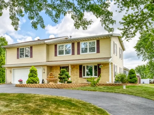 9201 Henry St, Dyer, IN 46311