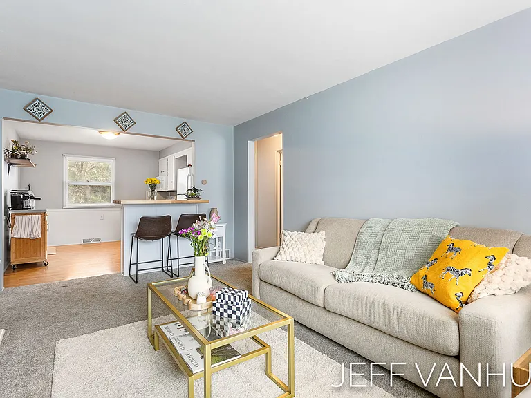 47 W 32nd St #47 — Photo 9