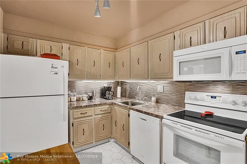 1st image of 3841 Environ Blvd APT 135