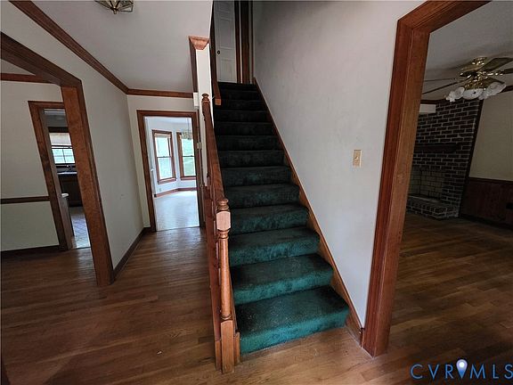 4th image of 16324 Bent Barrel Rd