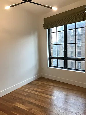 Rented by City Vista Inc | media 32