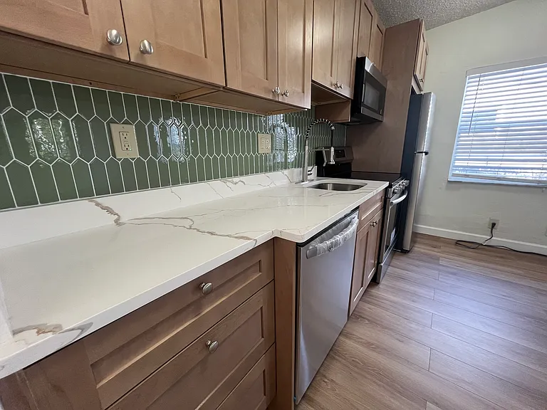 1111 NE 17th Ave #B — Photo 13