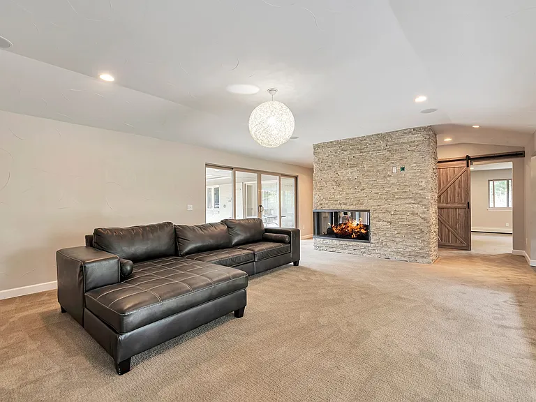 4487 W Berry Ave — Photo 12