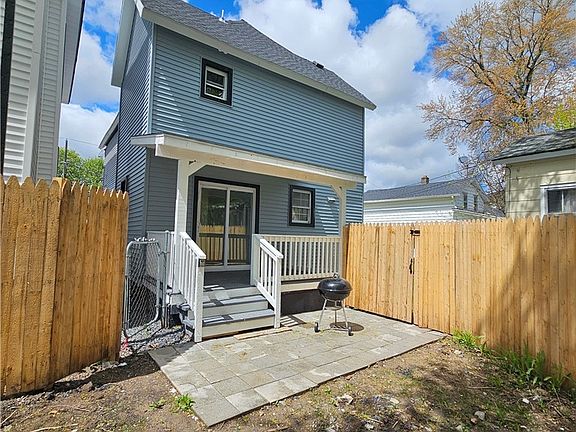 4th image of 34 Gaylord St