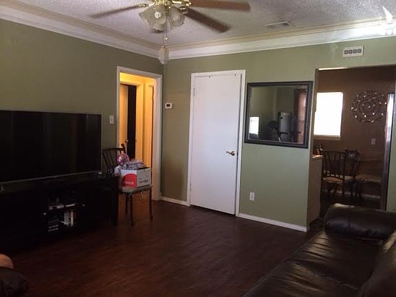 2nd image of 609 SE 14th St