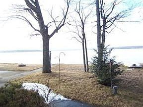 4th image of 9127 N Lake Shore Dr