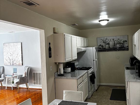 4th image of 6405 Coinbrook Ave