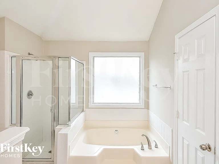 276 Due West Dr — Photo 8