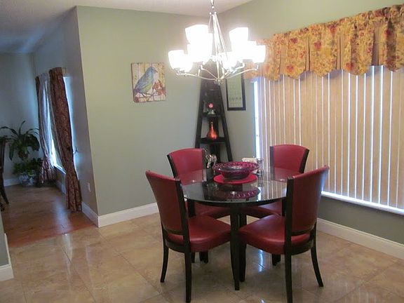 4th image of 531 Brighton Ct