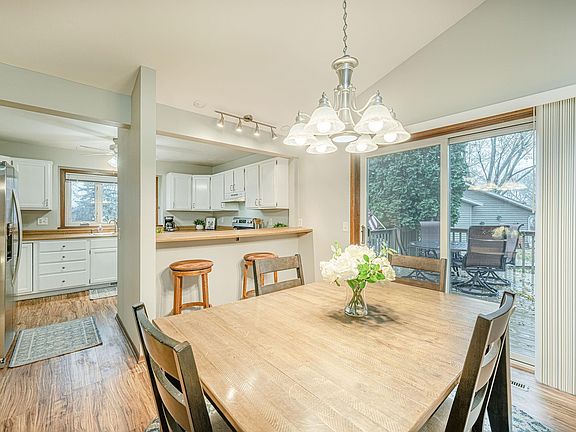 4th image of 6313 Everglade Ct