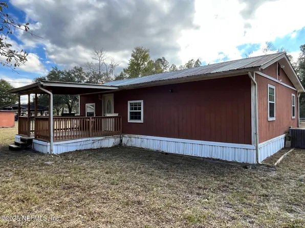 201 BEAVER Lane, Palatka, FL 32177