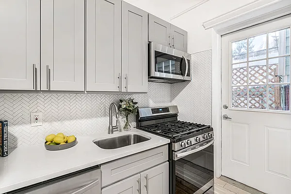 Rented by Freestone Property Group | media 3