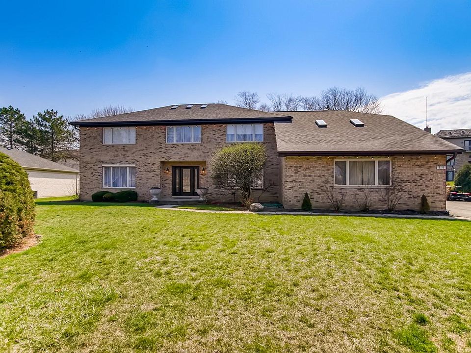 1st image of 319 Hambletonian Dr