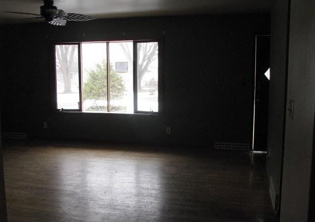 1st image of 2464 Lorraine Ln