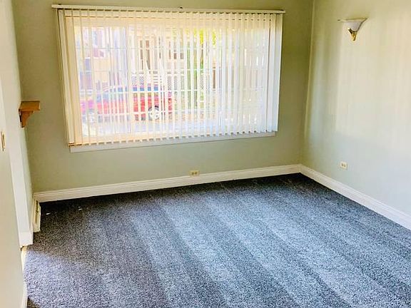 5th image of 1512 East Ave APT 1F