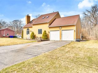65 Narrows Rd, Bristol, RI 02809