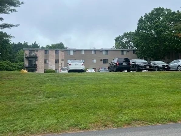 440 North Ave APT 225, Haverhill, MA 01830