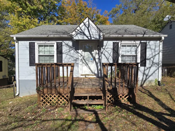 215 Bond St, Winston Salem, NC 27127