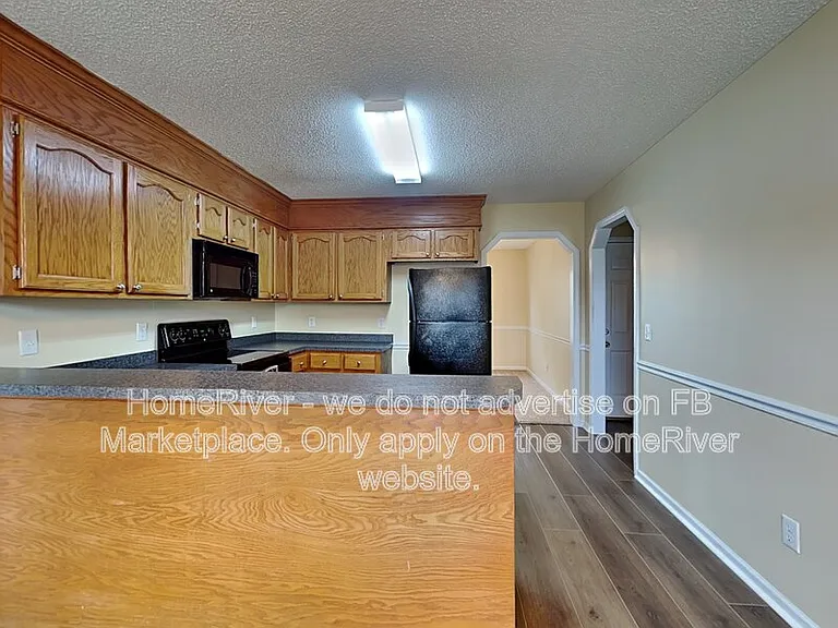 675 Talisman Dr — Photo 7