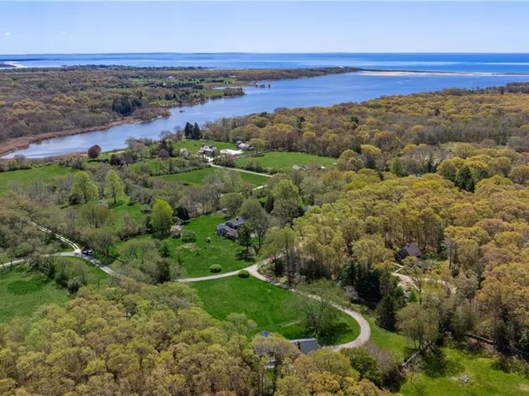 60 Quicksand Pond Rd, Little Compton, RI 02837