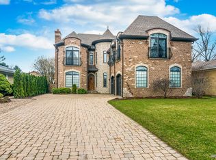 6941 N Keating Ave, Lincolnwood, IL